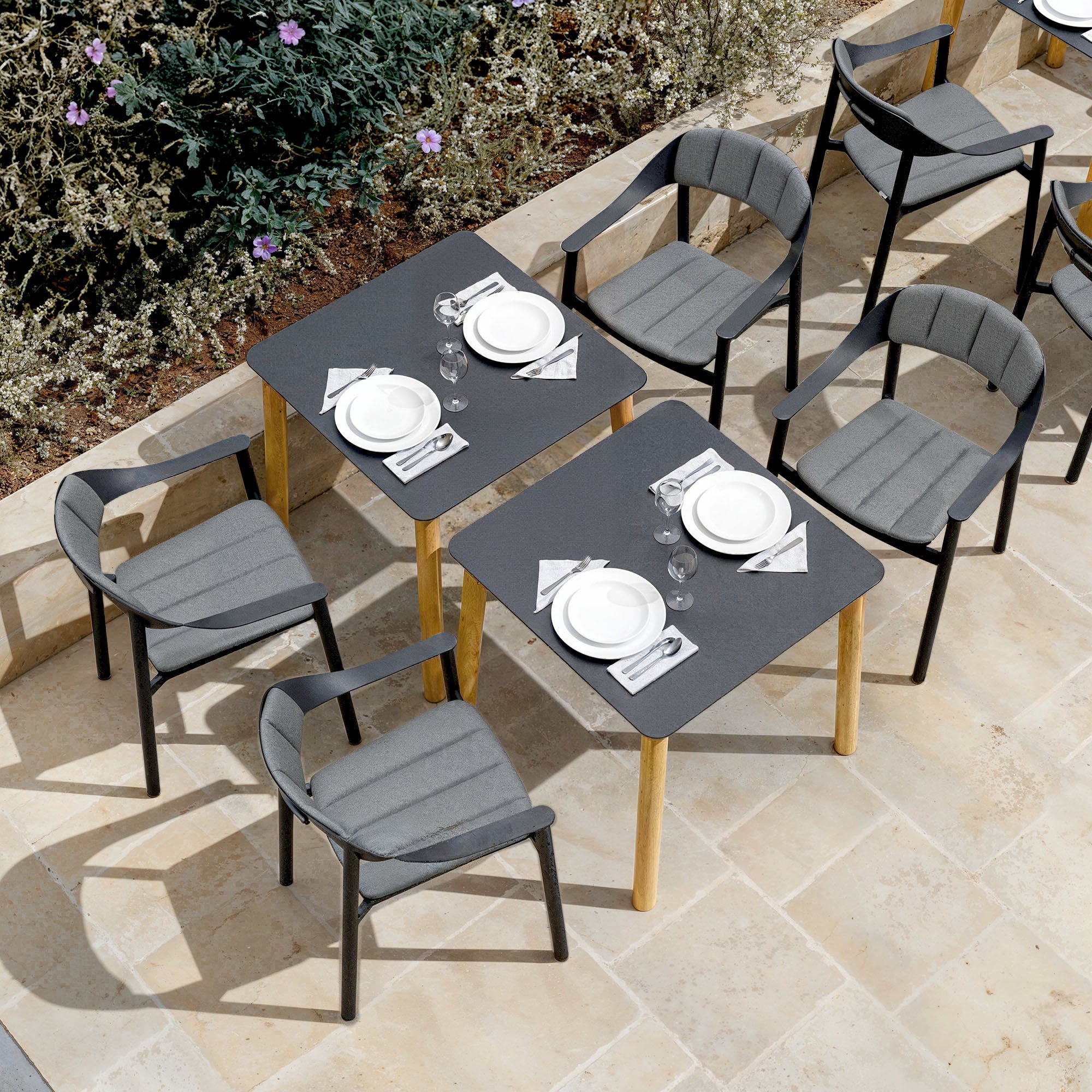 <tc>Mesa de jardín cuadrada Monte Carlo 4 plazas 76X76 cm</tc>