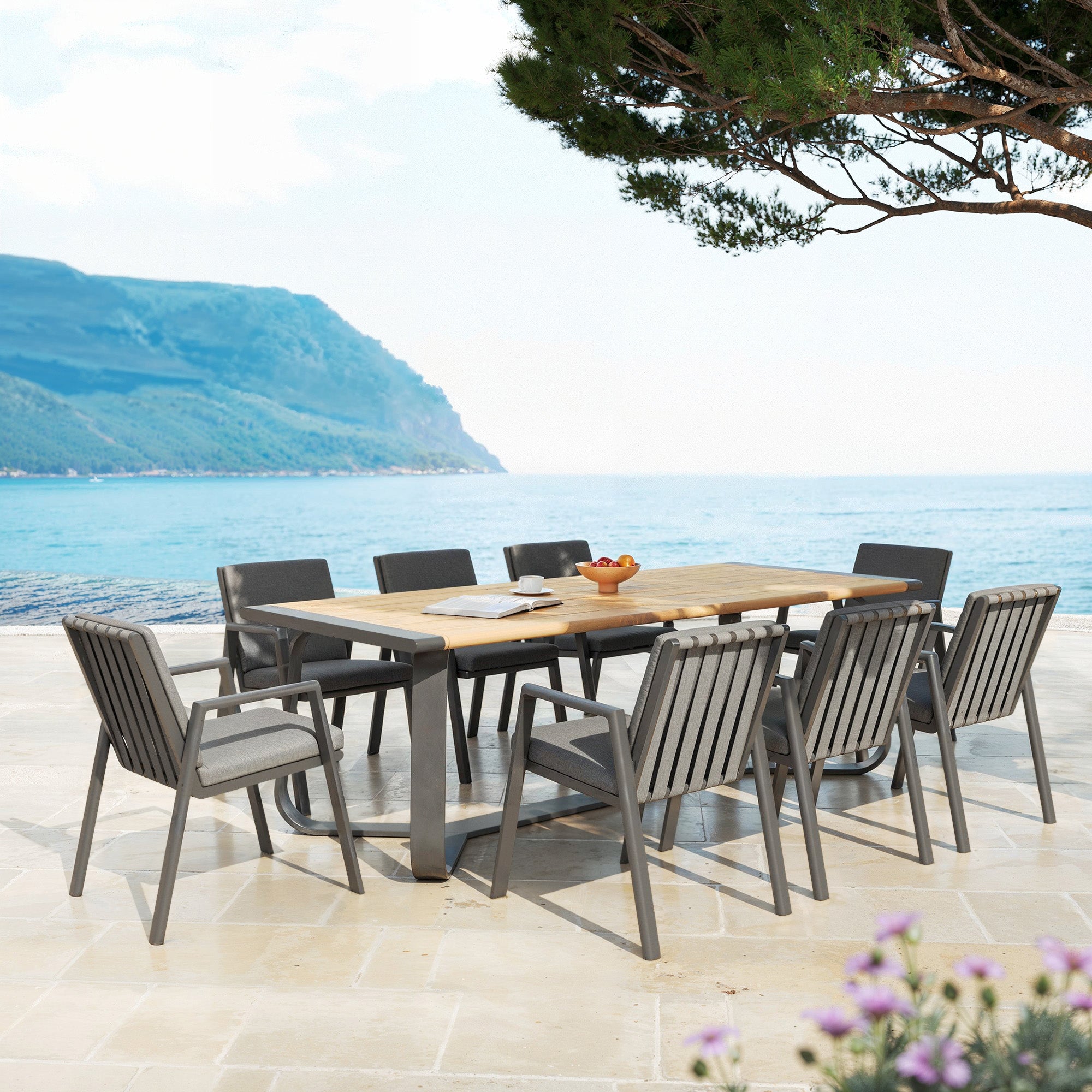 Long Beach 10-seater rectangular garden table (240x100 cm)