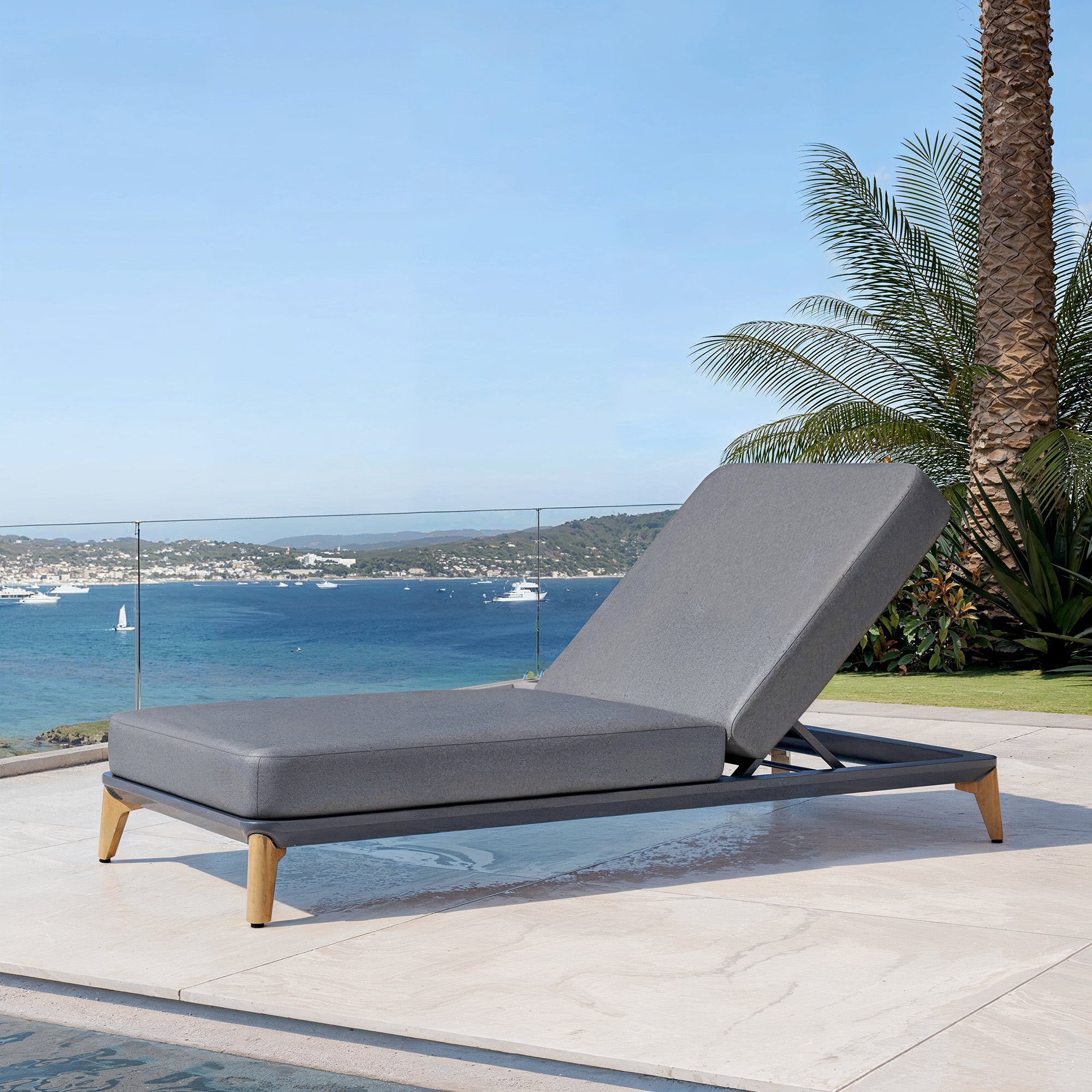 <tc> Monte Carlo sun lounger</tc>