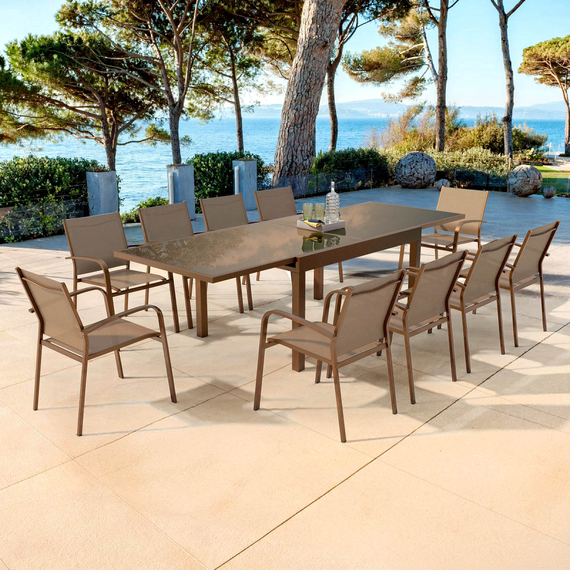 Table de jardin extensible 10 places en verre Murano (270 x 90 cm)